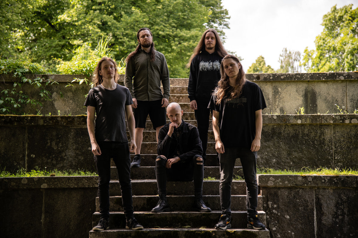 Carnosus with Carrion Vael & Apogean