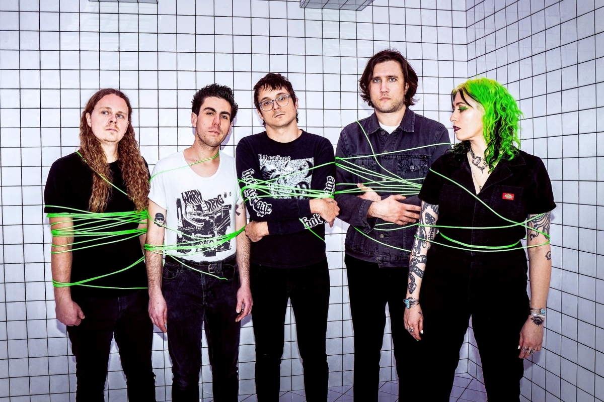 Frankie and the Witch Fingers with Population II