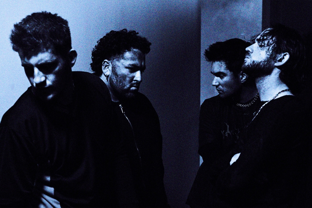 Thornhill with 156/Silence, Fox Lake & vianova