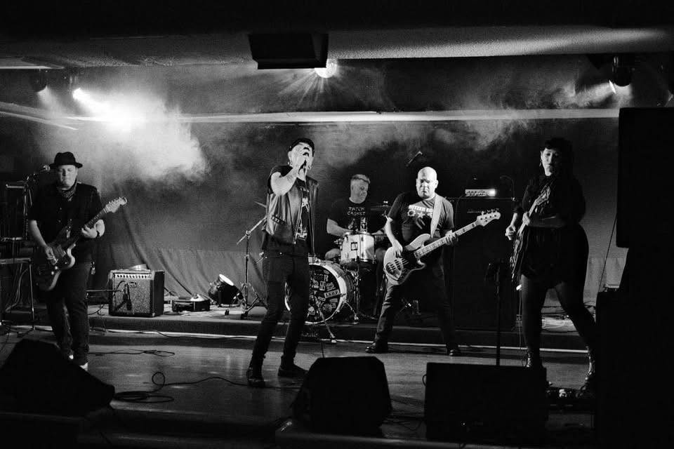 Bloody Blue Darlings with Gomer & Nothing Serious