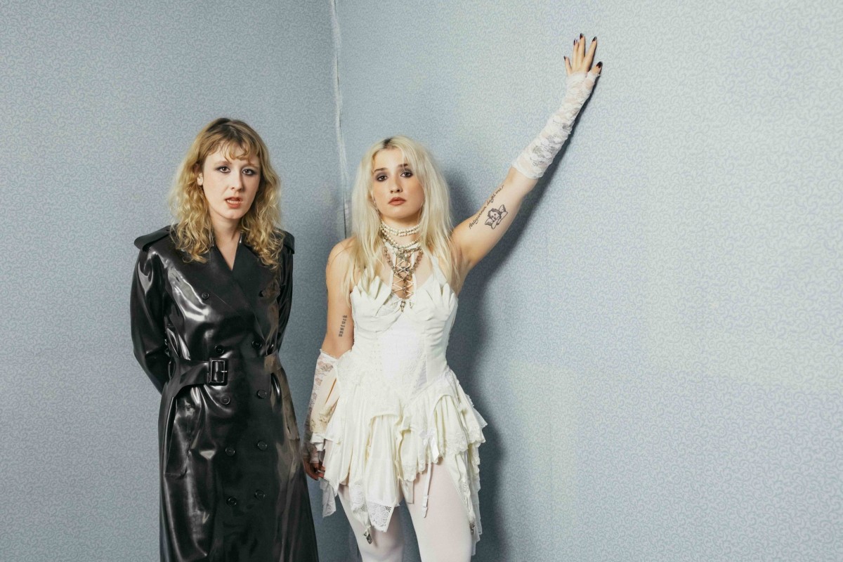 Lambrini Girls with Big Girl