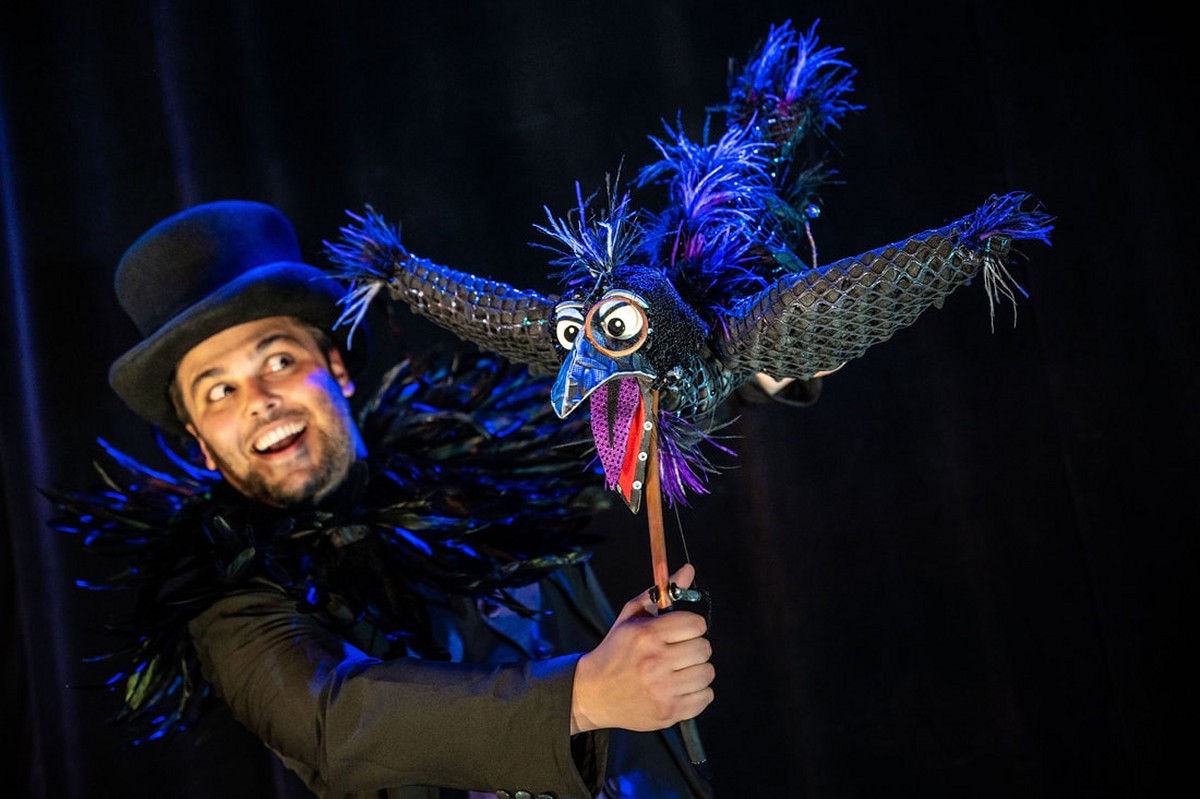 The Family Crow: A Murder Mystery